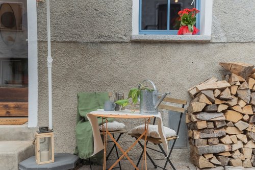 Fescoggia — exterior terrace