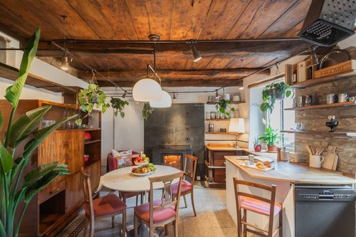 Fescoggia interior — kitchen with wood beams
